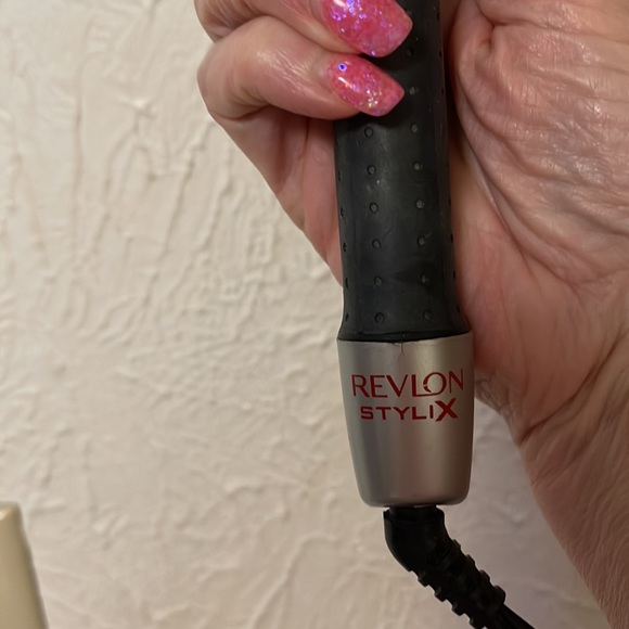 Curling wand. One inch barrel (?)… - Picture 5 of 5